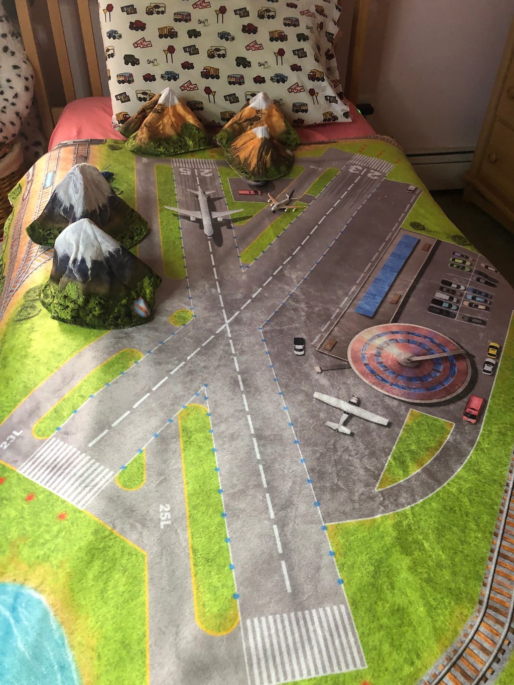 Play Sleep and Go - Planes and Trains at the Terminals (Baby, 30"x40")